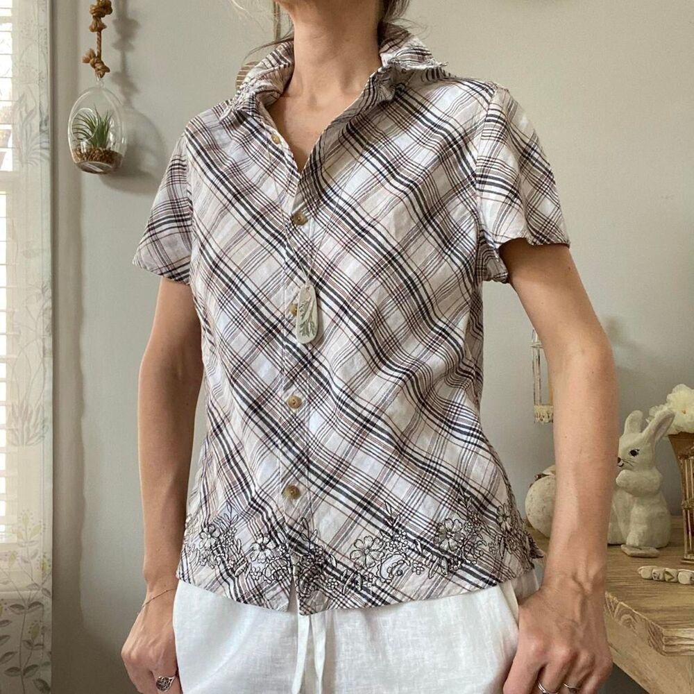 Women's Brown and White Blouse
